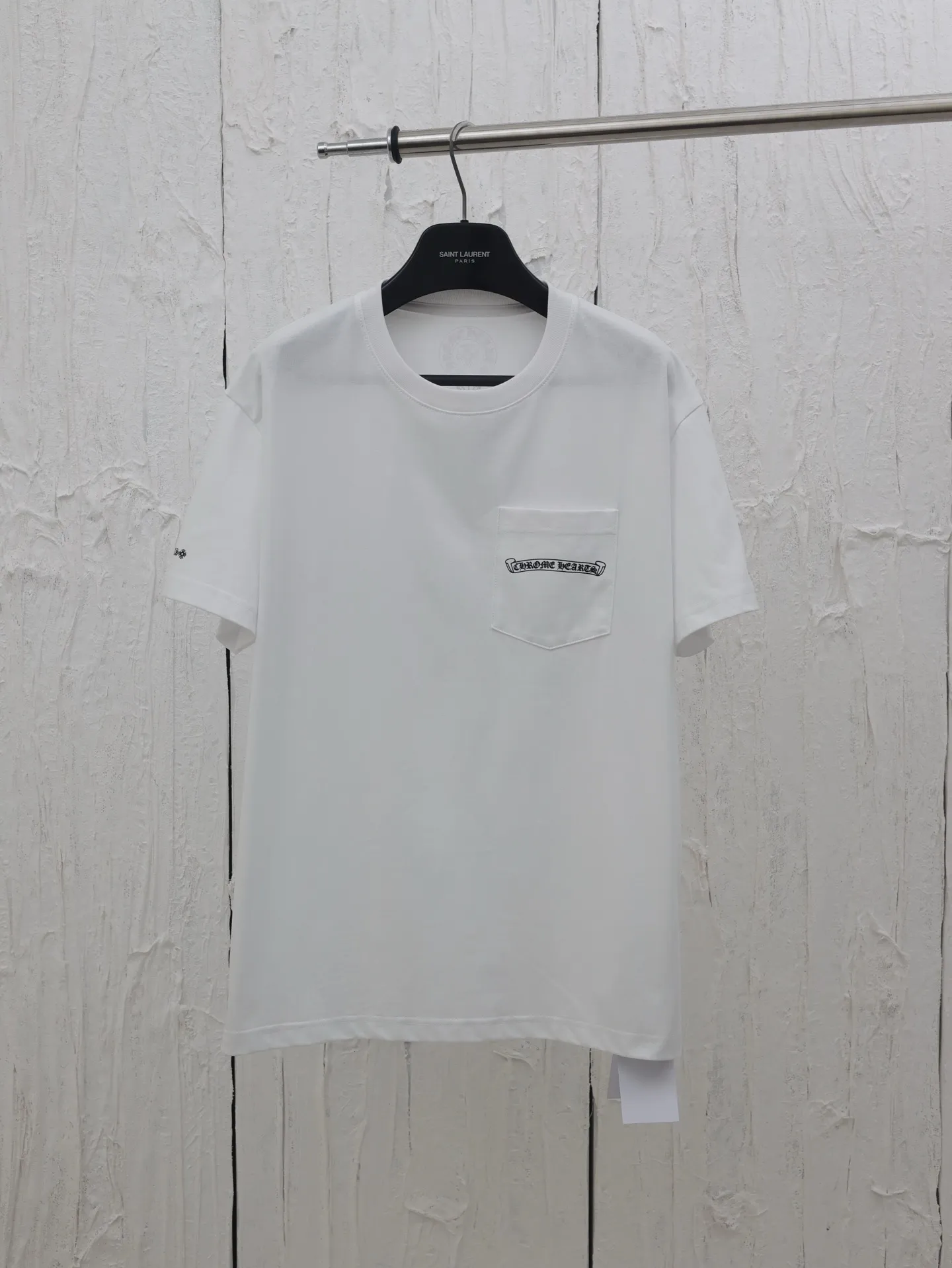 🅿️270 Come Hearts*/Cro Hearts 25SS back snowflake cross short-sleeved T-shirt. The fabric is made of 26-woven 200g cotton. The printing uses special imported slurry. Customized supporting accessories. Size: S/M/L